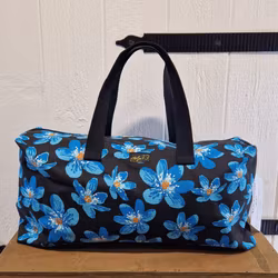 Stor necessär eller väska blå blommor