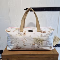 Stor necessär eller väska dröm skog beige