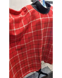 Poncho röd rutig