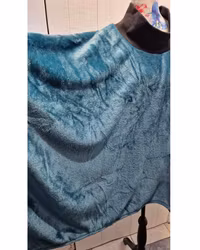 Poncho petrol fluffig
