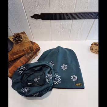 Reflexbuff/halsduk med lotusblomma