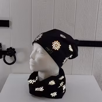 Reflexbuff/halsduk med lotusblomma