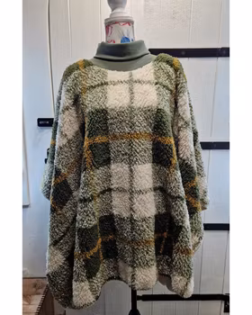 Poncho grönrutig extra tjock
