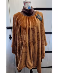 Poncho gyllenbrun, fluffig