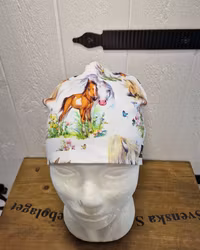 Mössa hästar, mamma och föl