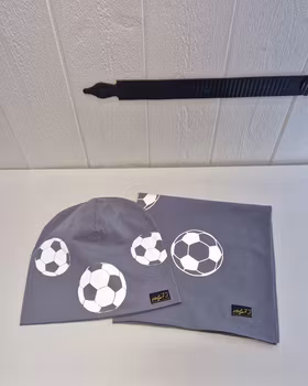 Reflexmössa fotboll storlek 48-64