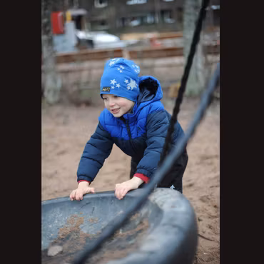 Reflexmössa stjärnor storlek 48-64