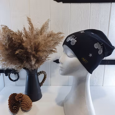 Reflexmössa traktor och stjärnor storlek 48-64