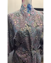 Kimono retro blommig kort modell