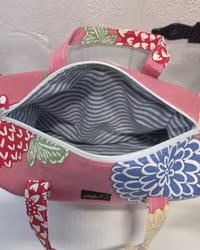 Mellan necessär blomma 2