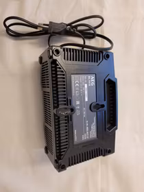 AEG BL1418 Laddare