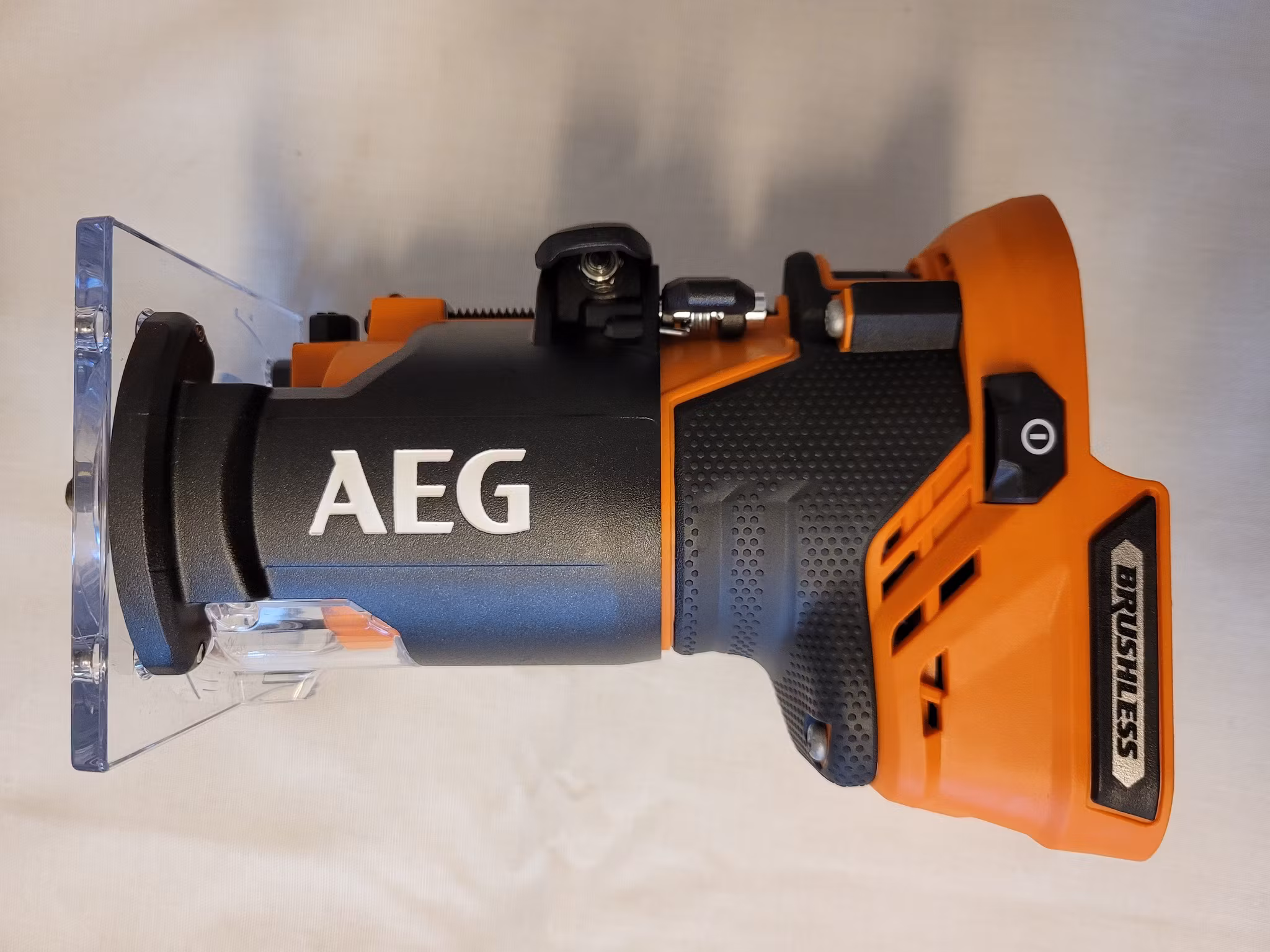 AEG Överhandsfräs 18BL2-0 18V 4935479163