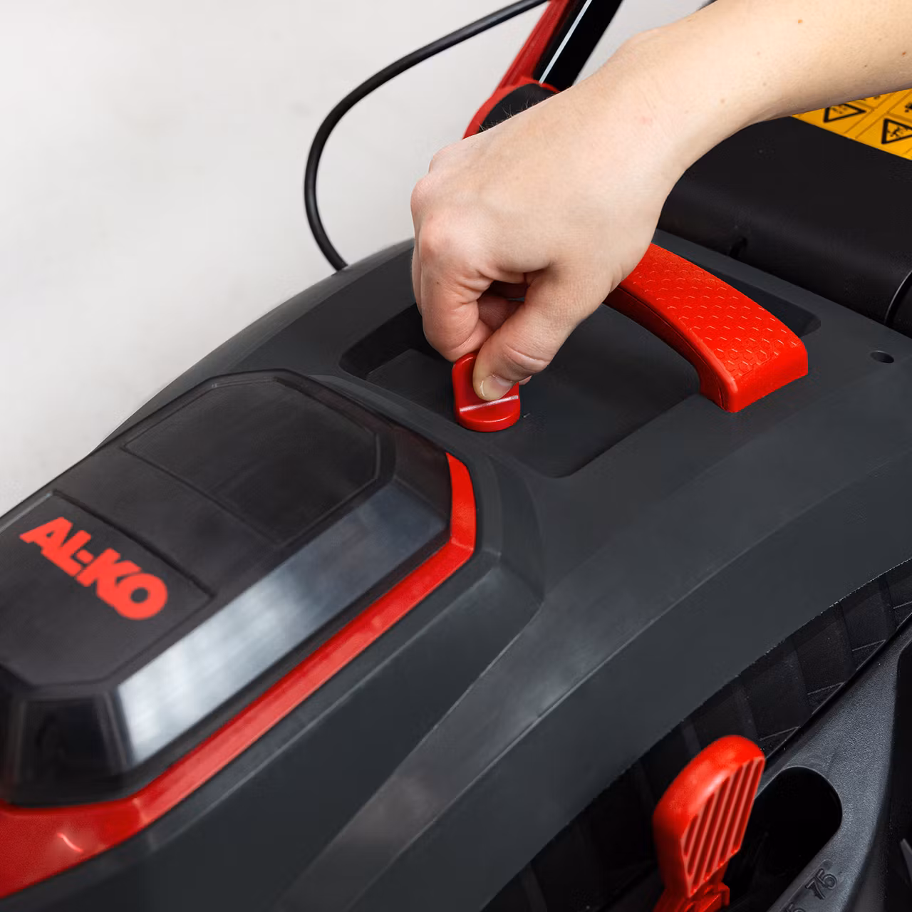 AL-KO 18 V BOSCH HOME AND GARDEN COMPATIBLE 38.1 Li