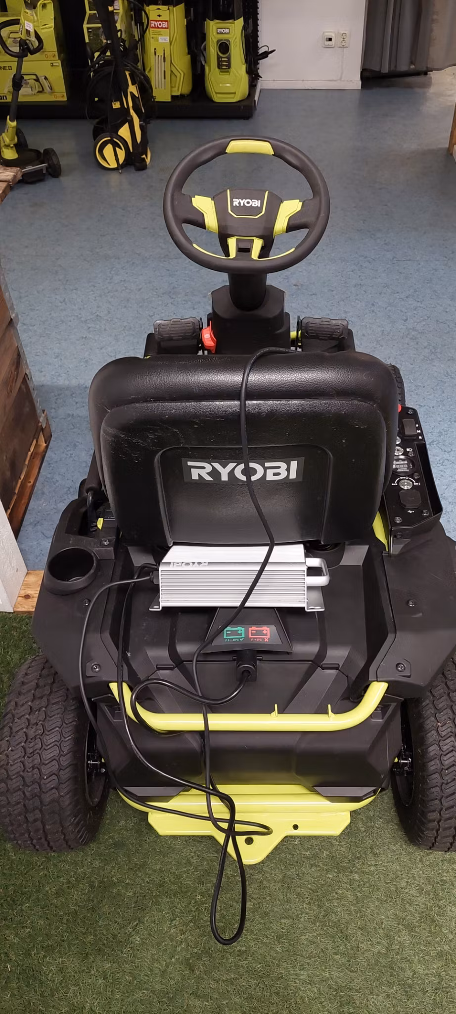 Ryobi Åkgräsklippare RM480e