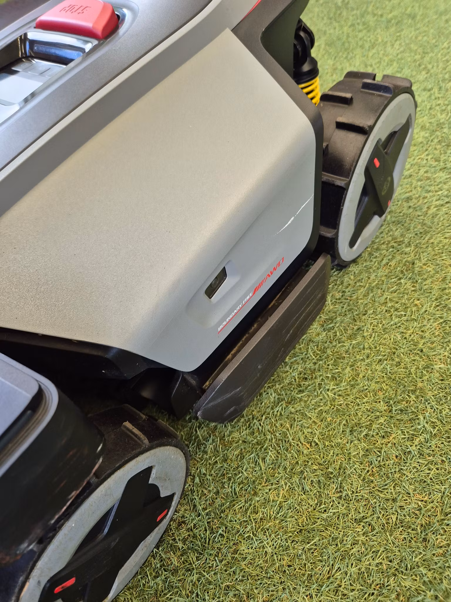 DEMO/BEG  Roborock RockMow Z115 4wd Upp till 1500 m2