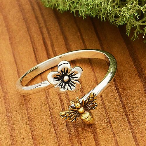 Silverring med körsbärsblomma & bronsbi