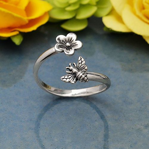 Silverring med körsbärsblomma & bi
