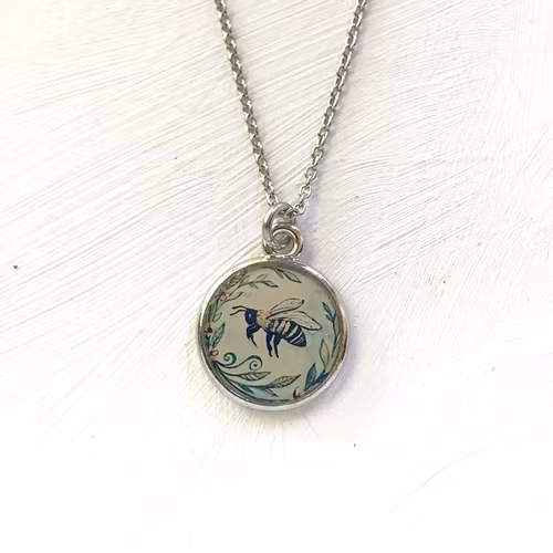 Halsband – Bee Garden, silverfärg