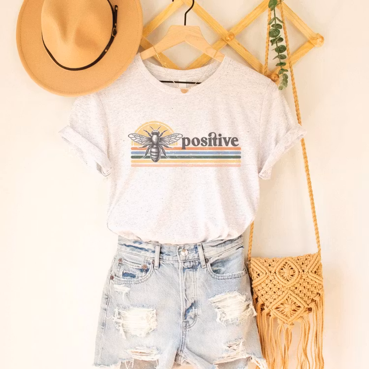 T-shirt – Bee Positive
