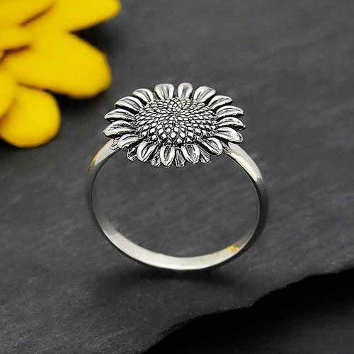 Ring – Solros i silver