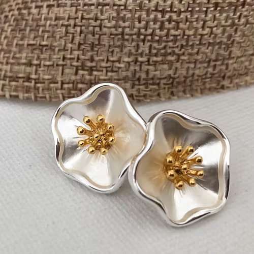 Örhängen – Hibiskusblomma