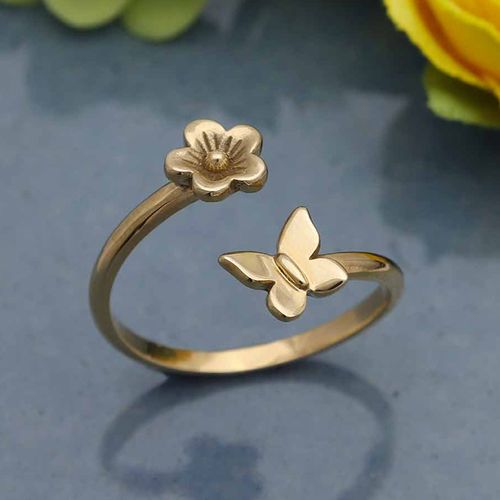Bronsring med körsbärsblomma & fjäril