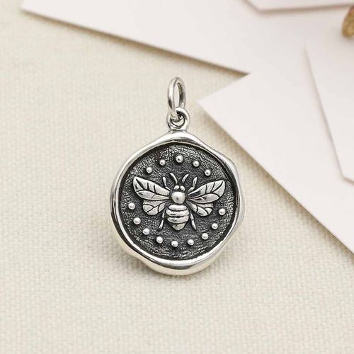 Hänge – Sigill med bi, silver