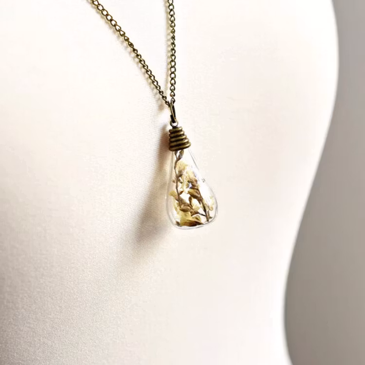Halsband – Sea Lavender i glasdroppe