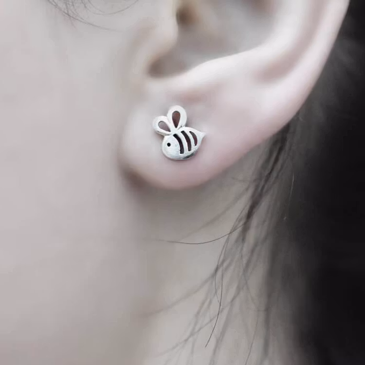 Örhängen – Busy bee, silver