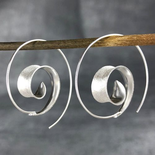 Örhängen – Spiral, silver