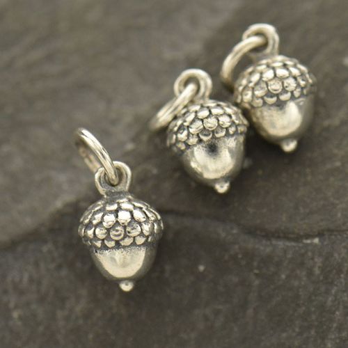 Hänge – Ekollon i silver, litet