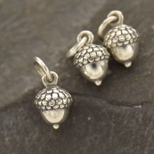 Hänge – Ekollon i silver, litet