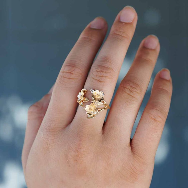 Ring – Tre kornellblommor, brons