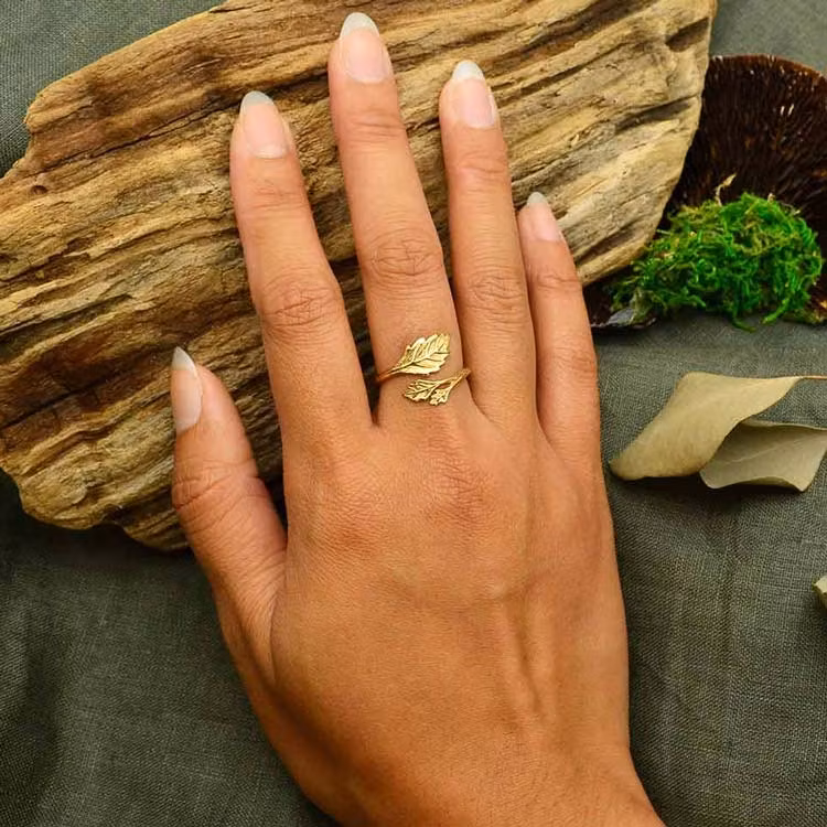 Ring – Blad, brons