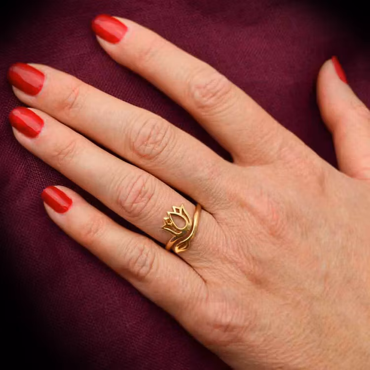 Ring – Lotusblomma, brons