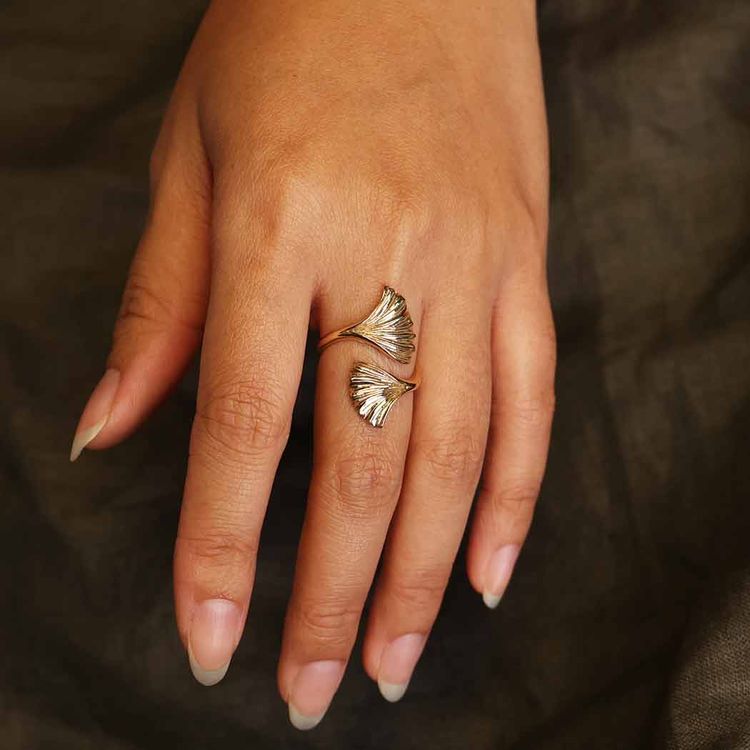 Ring – Ginkgoblad, brons