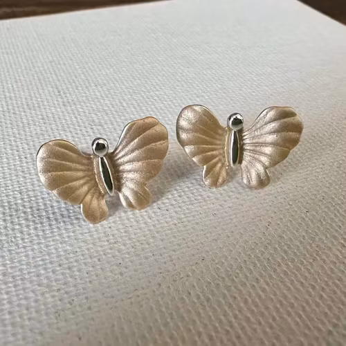 Örhängen – Butterfly