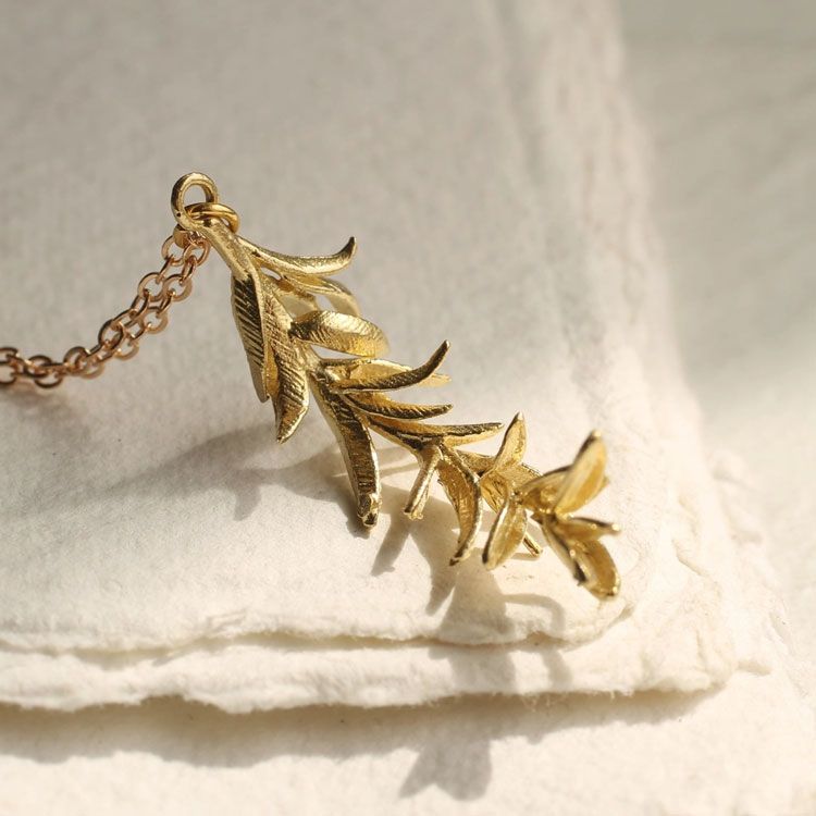 Halsband – Rosmarinkvist