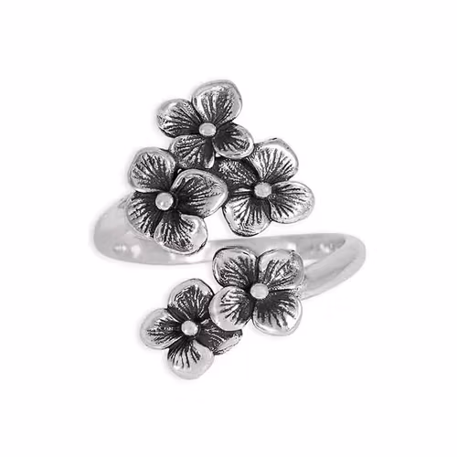 Ring – Hortensia i klasar, silver
