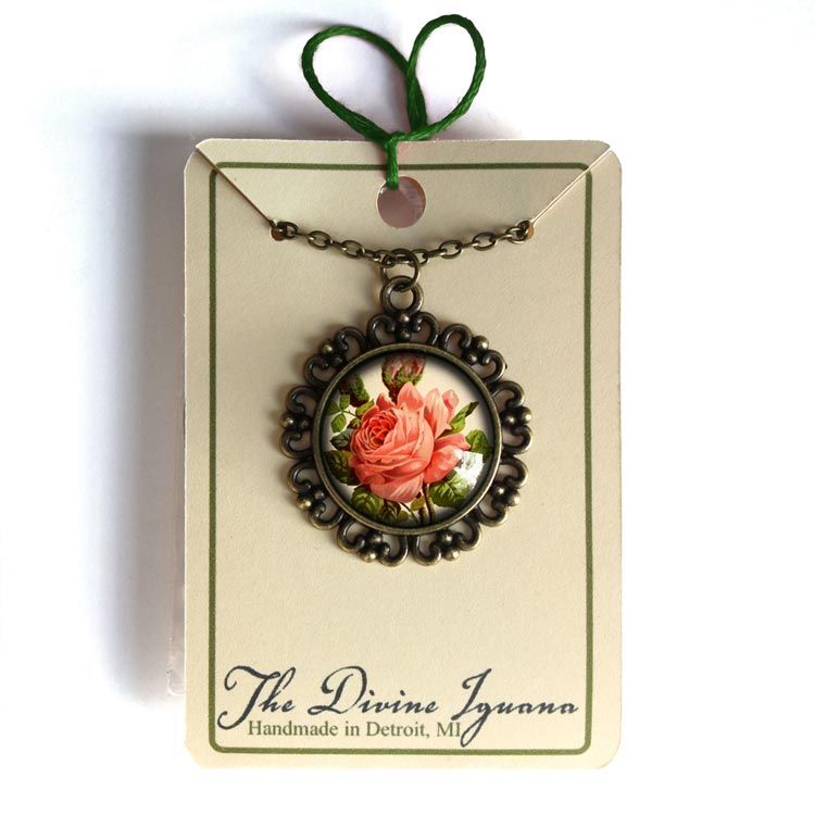 Halsband, ornamenterad berlock – Victoriansk ros