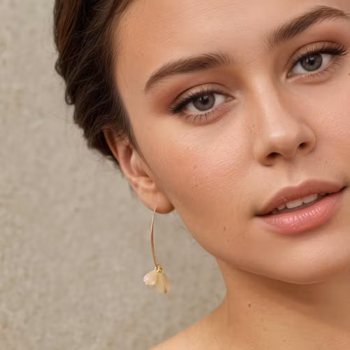 Örhängen – Snödroppar i pärlemor, guld