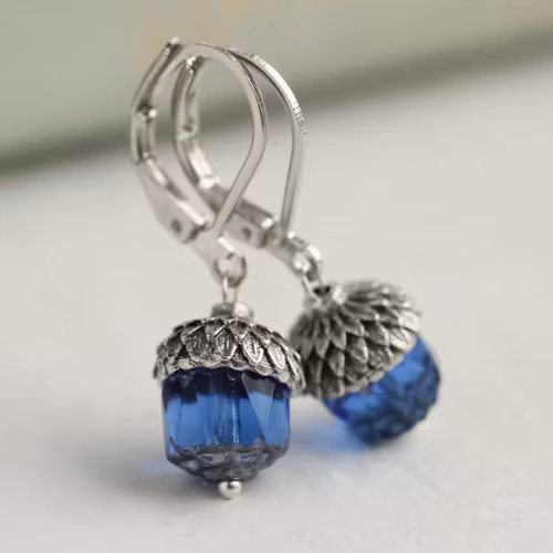 Örhängen – Safirblå ekollon, krok med lås