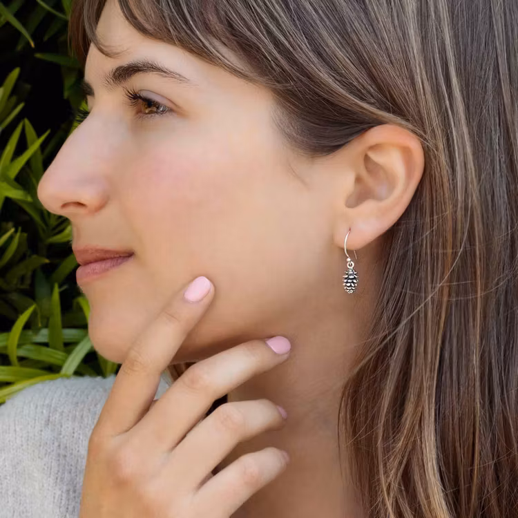 Örhängen – Kotte på krok, silver