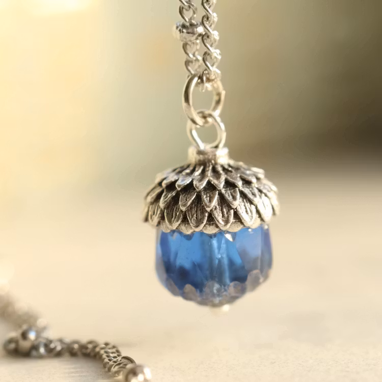 Halsband – Safirblå ekollon