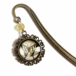 Bokmärke, book hook – Gul fjäril från riddarfjärilsfamiljen