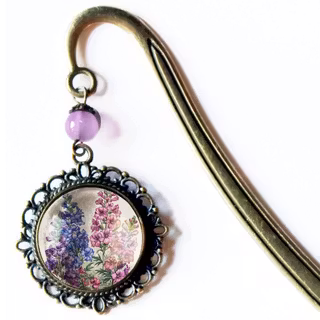 Bokmärke, book hook – Riddarsporre