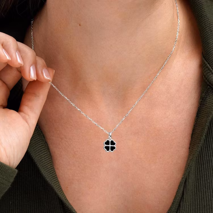 Halsband – Fyrklöver i onyx