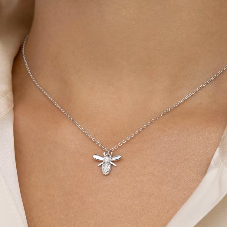 Halsband – Bi i silver med kubisk zirkonia