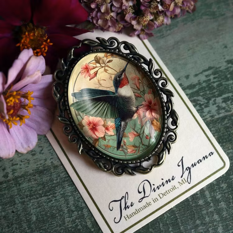 Brosch, stor oval – Kolibri, Art Nouveau