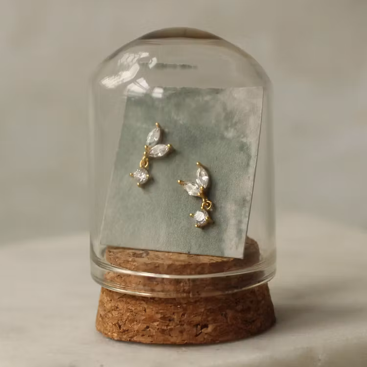 Örhängen – Blad med kubisk zirkonia, förgyllda